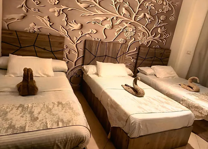 Hills Comfort Otel Şarm El-Şeyh